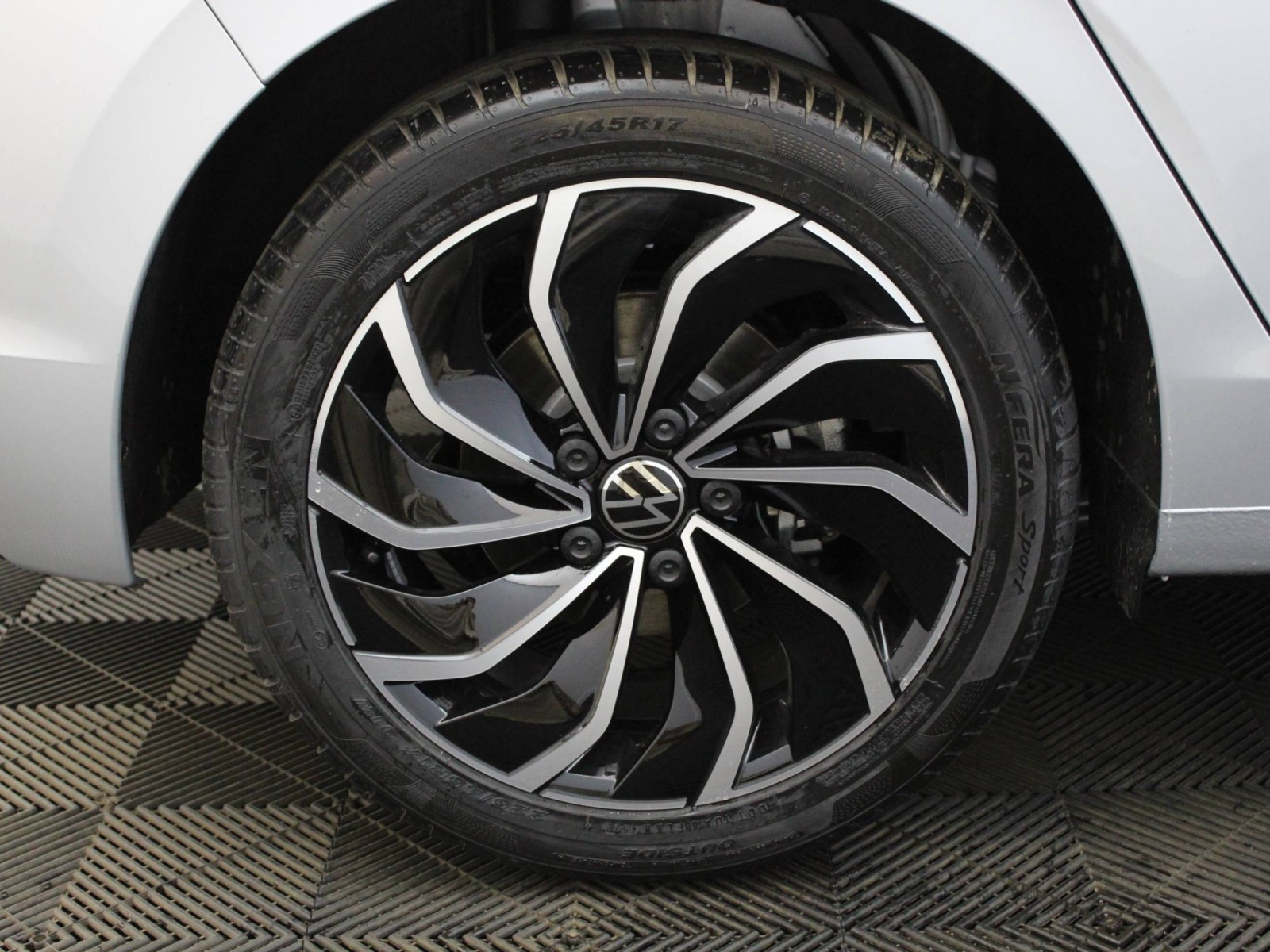 VOLKSWAGEN - GOLF - #185242 - 6