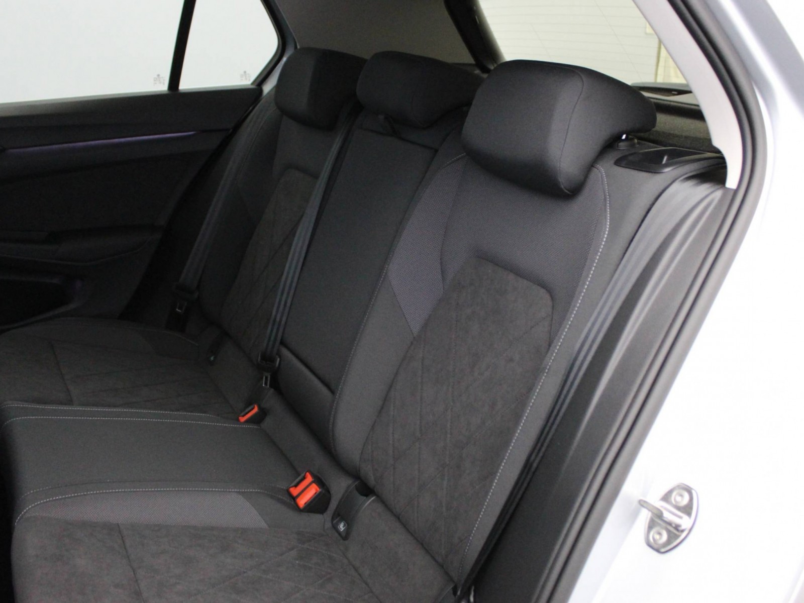 VOLKSWAGEN - GOLF - #185242 - 23