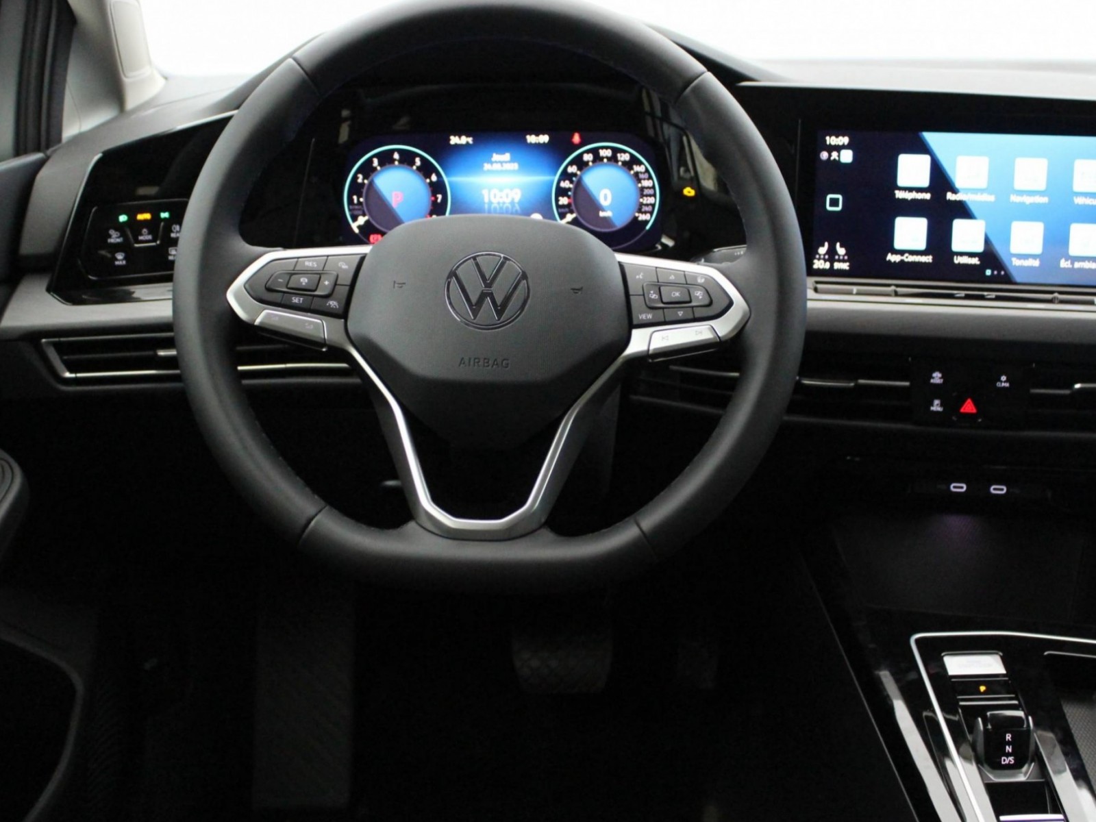 VOLKSWAGEN - GOLF - #185243 - 37