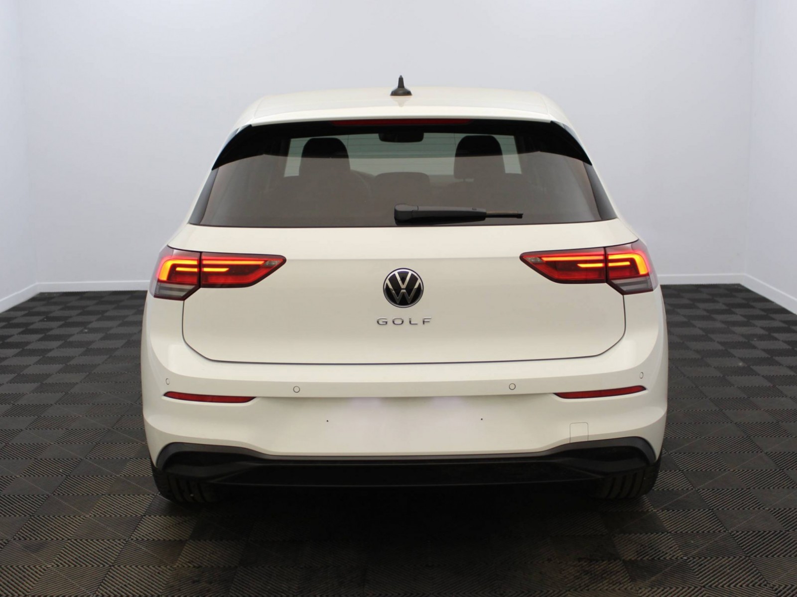 VOLKSWAGEN - GOLF - #184923 - 20