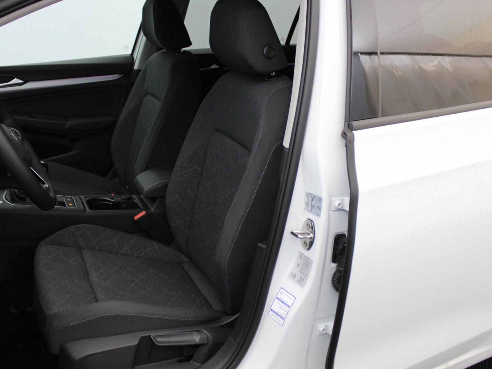 VOLKSWAGEN - GOLF - #184923 - 22
