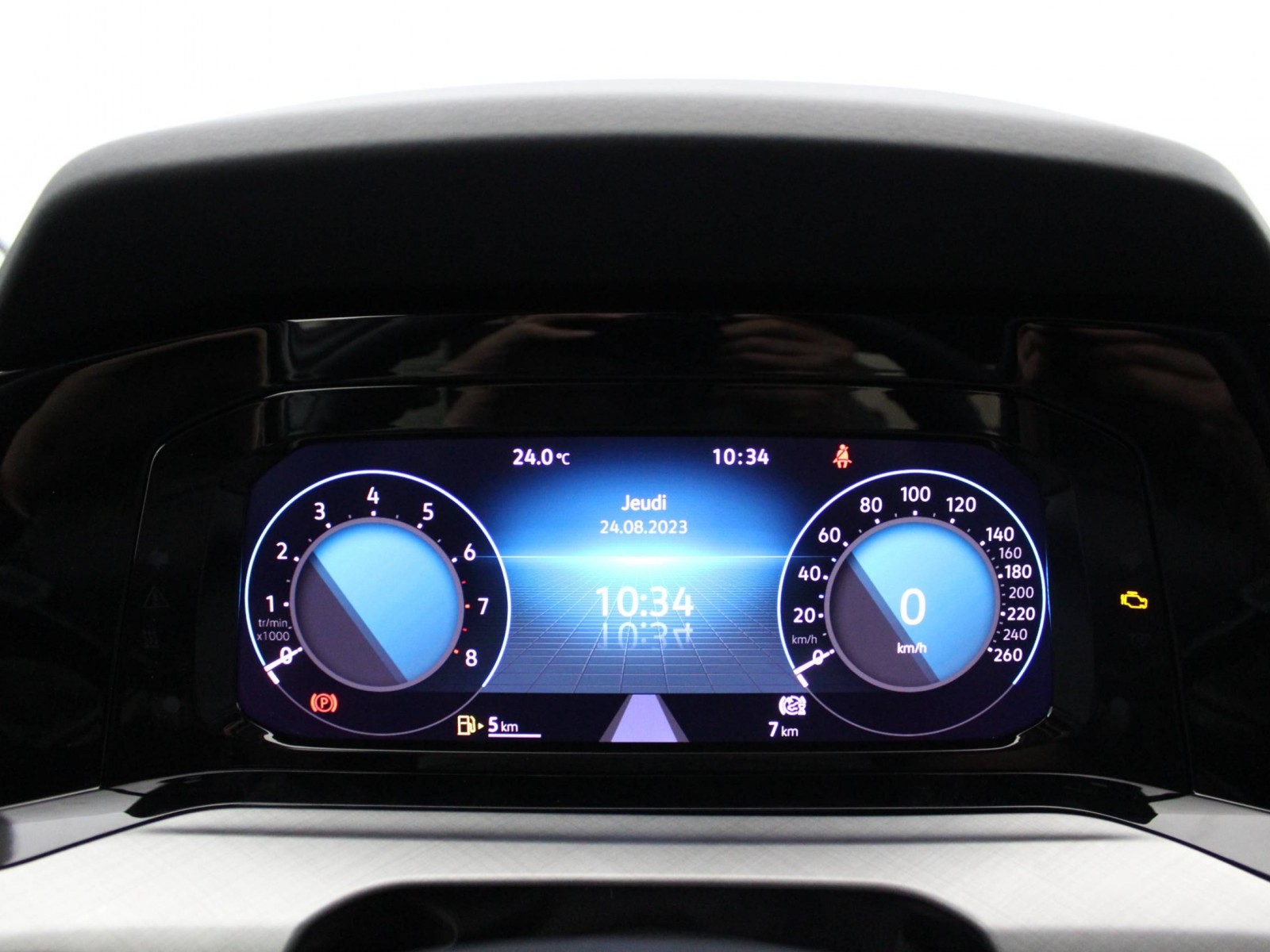 VOLKSWAGEN - GOLF - #184923 - 12