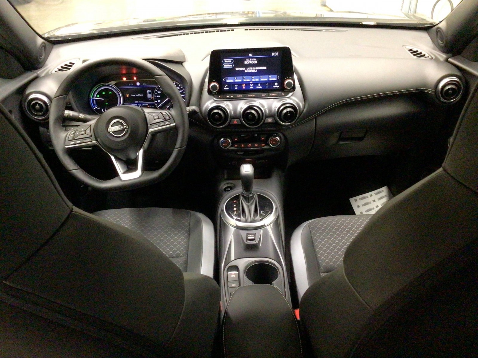 NISSAN - JUKE 2023 - #185429 - 9