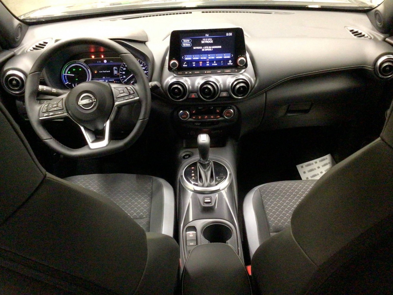 NISSAN - JUKE 2023 - #185429 - 23
