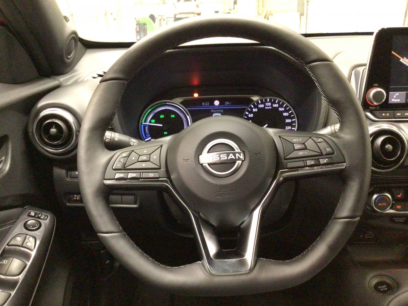 NISSAN - JUKE 2023 - #185434 - 10