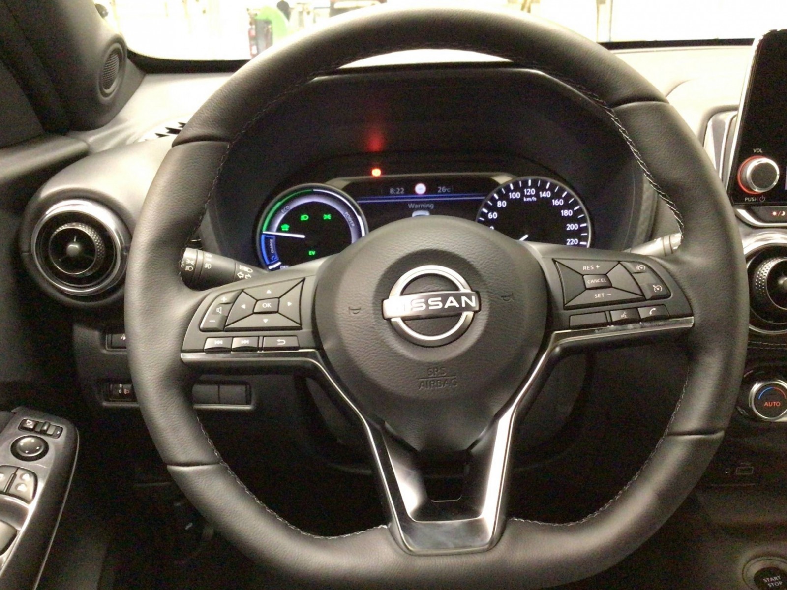 NISSAN - JUKE 2023 - #185434 - 25