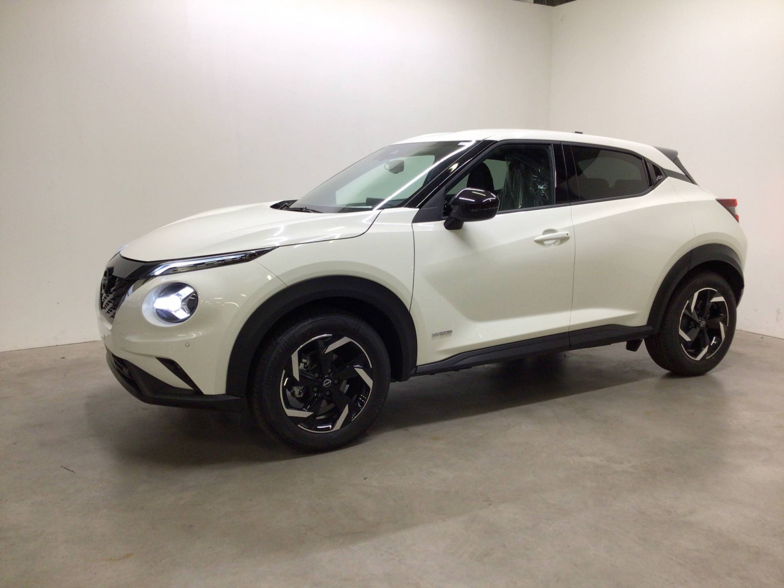 NISSAN - JUKE 2023 - #185341 - 0