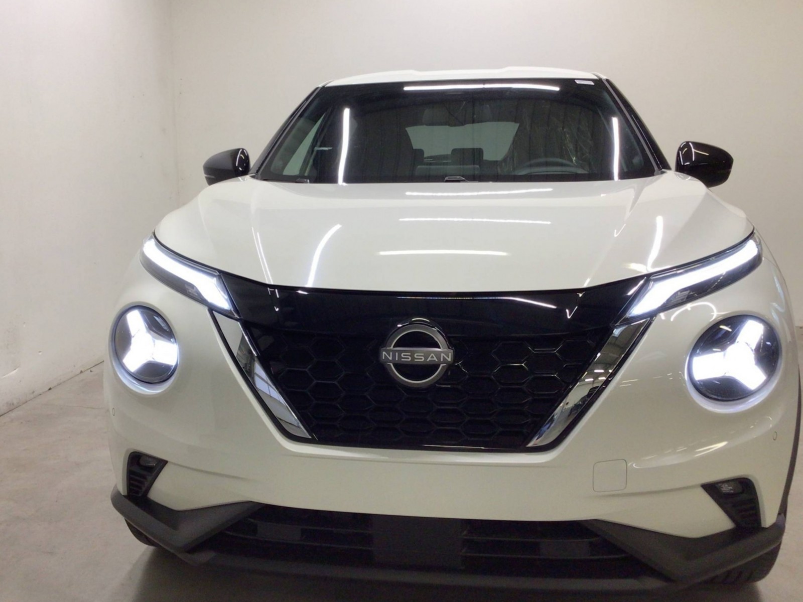 NISSAN - JUKE 2023 - #185341 - 19