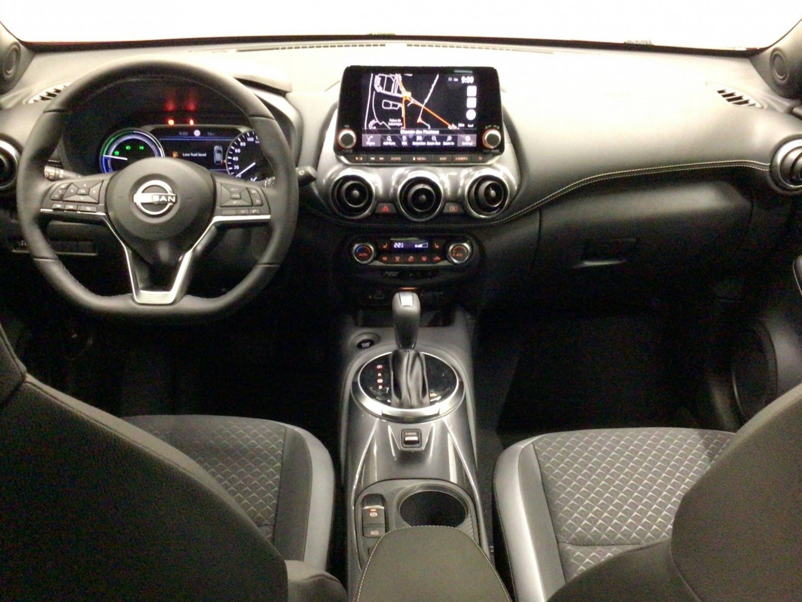 NISSAN - JUKE 2023 - #185434 - 24