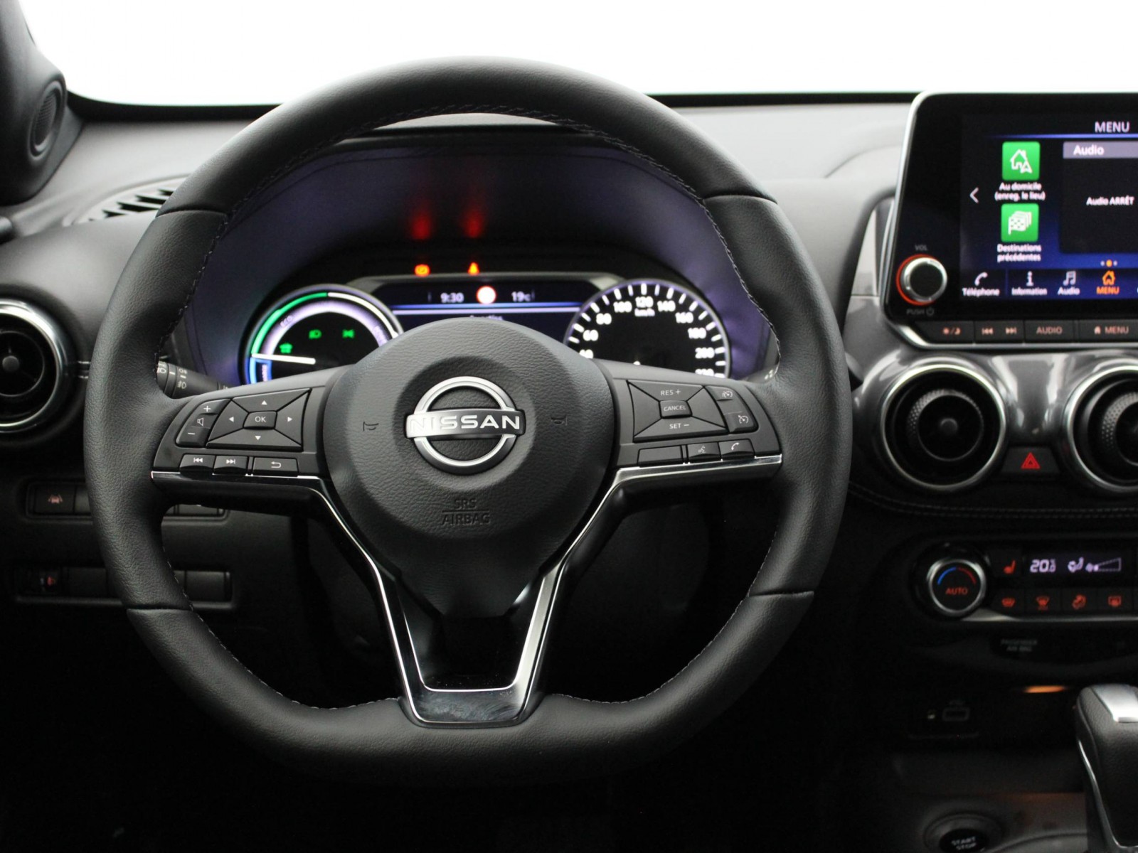 NISSAN - JUKE 2023 - #185435 - 10