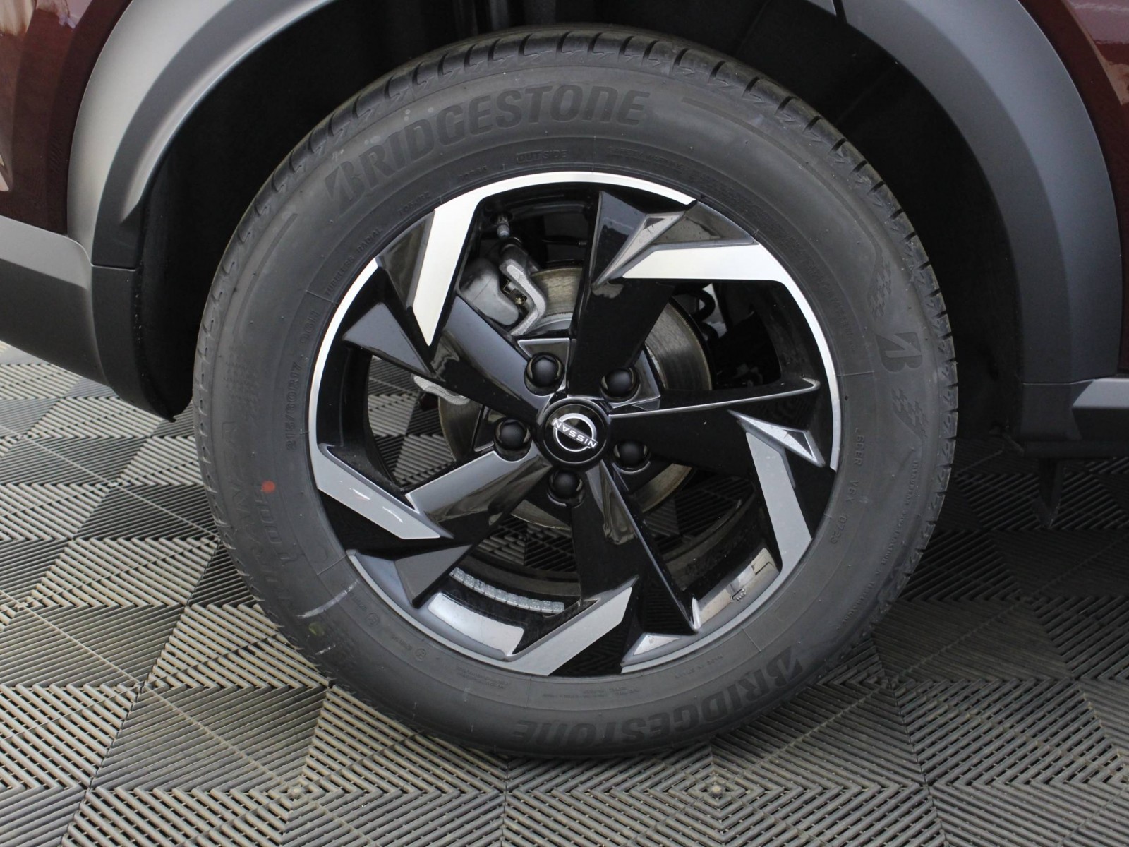 NISSAN - JUKE 2023 - #185435 - 6