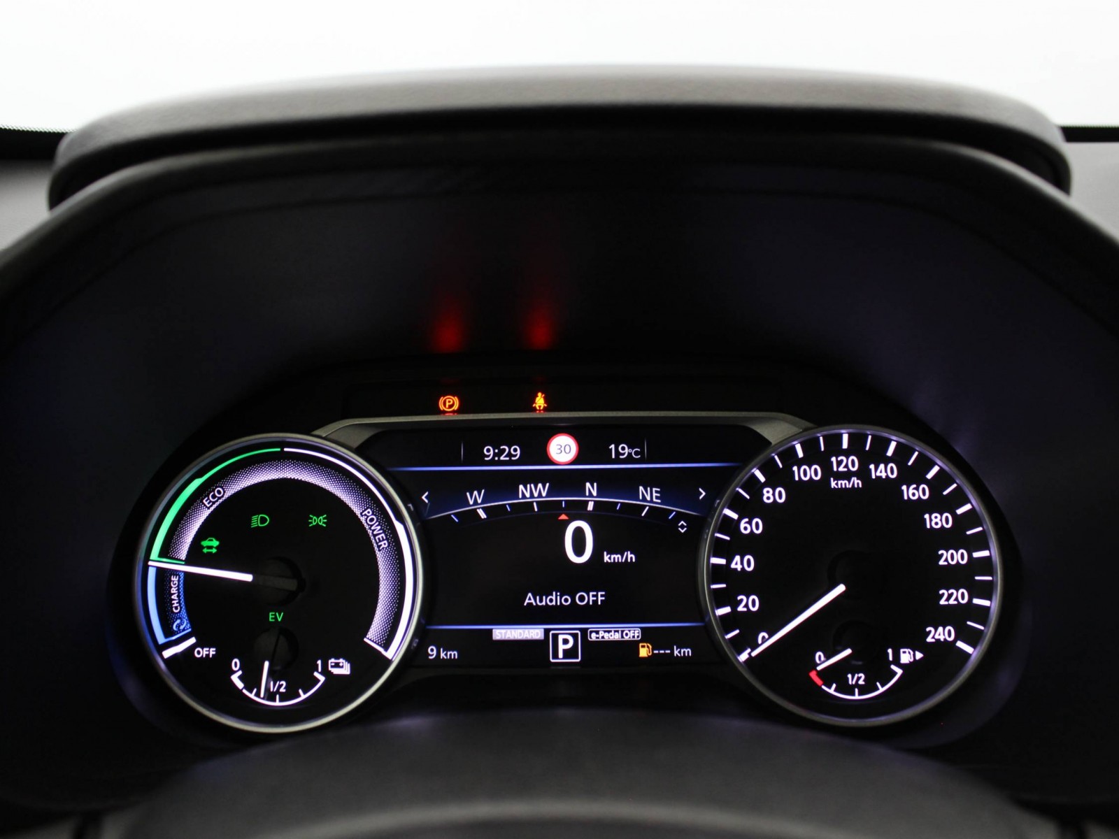 NISSAN - JUKE 2023 - #185435 - 12