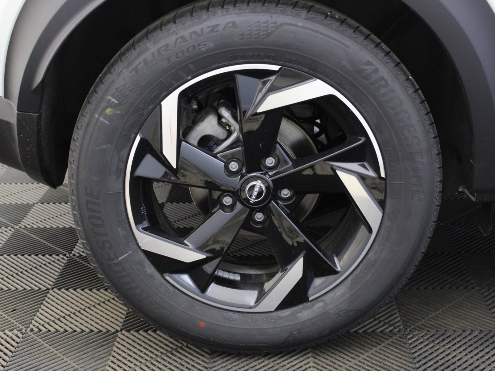 NISSAN - JUKE 2023 - #185424 - 6