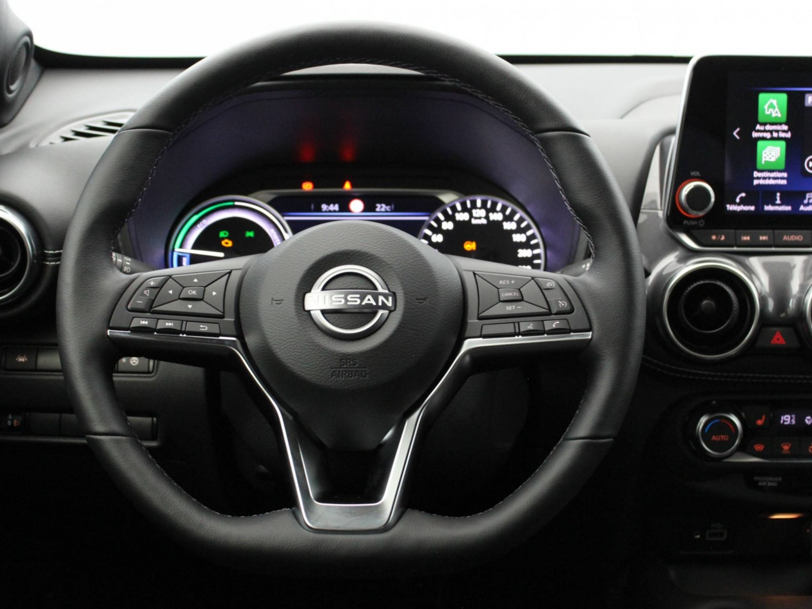 NISSAN - JUKE 2023 - #185425 - 24