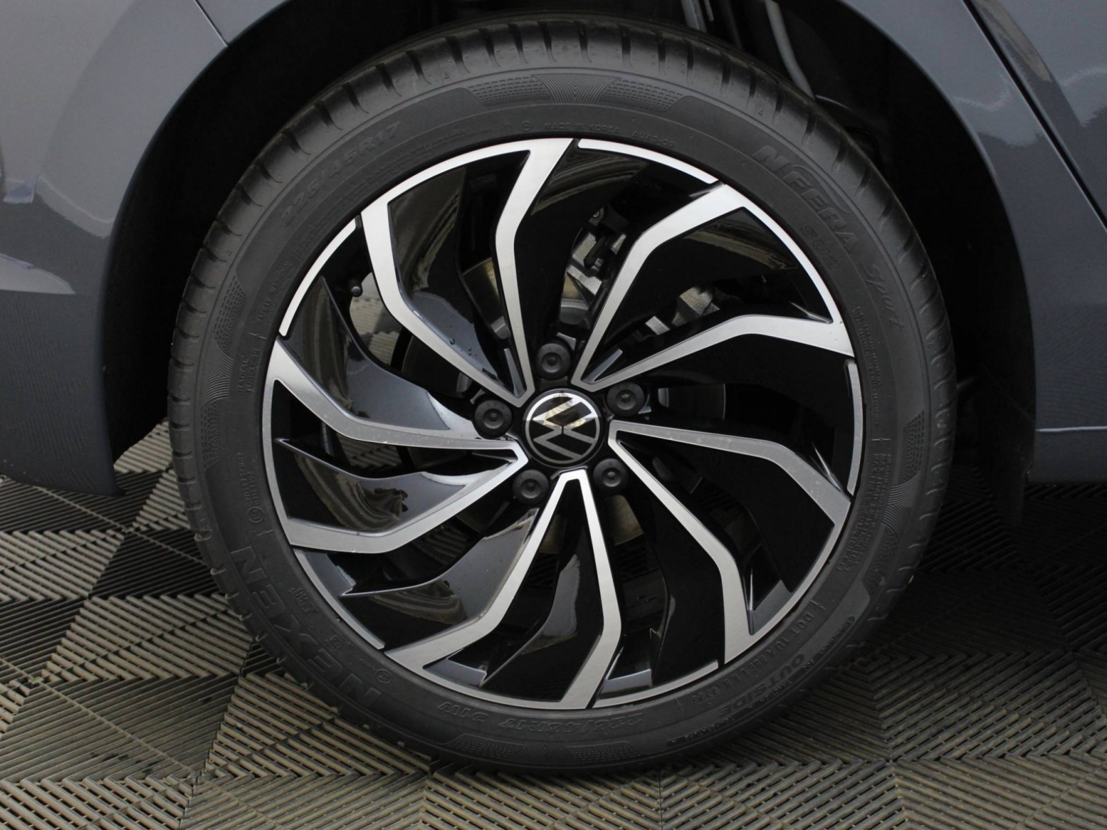 VOLKSWAGEN - GOLF - #174411 - 6