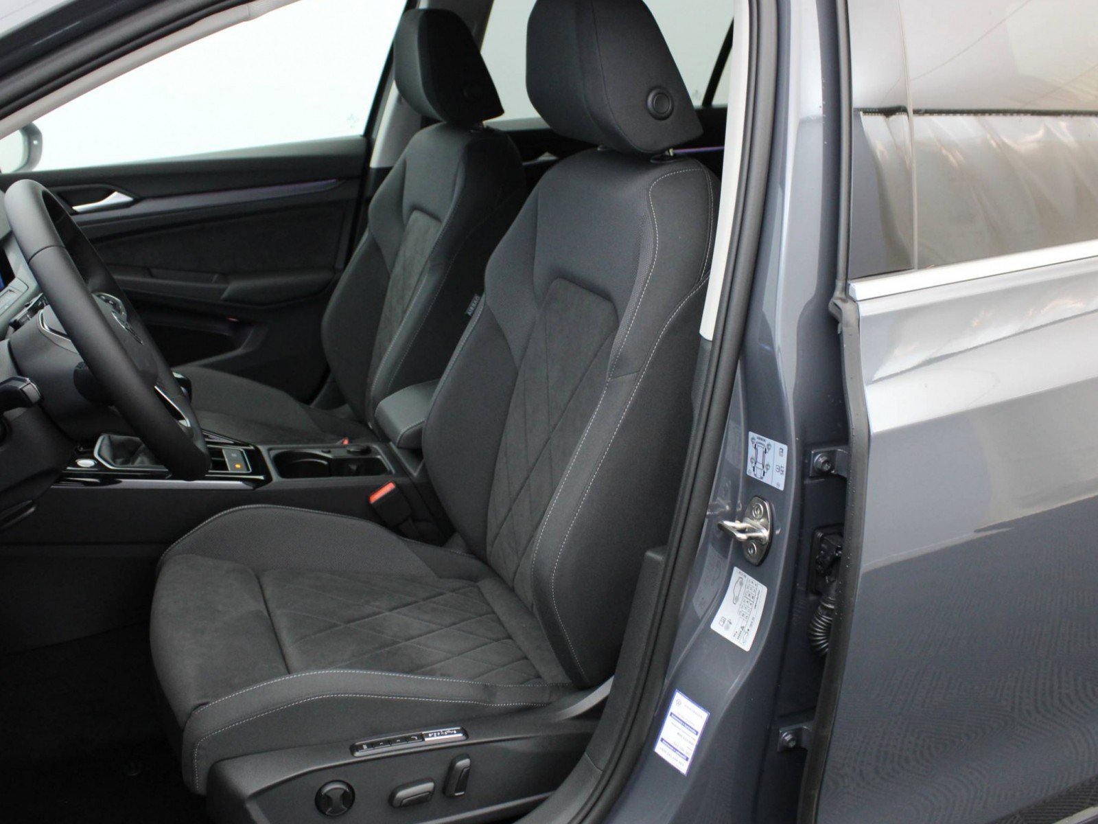 VOLKSWAGEN - GOLF - #174411 - 7