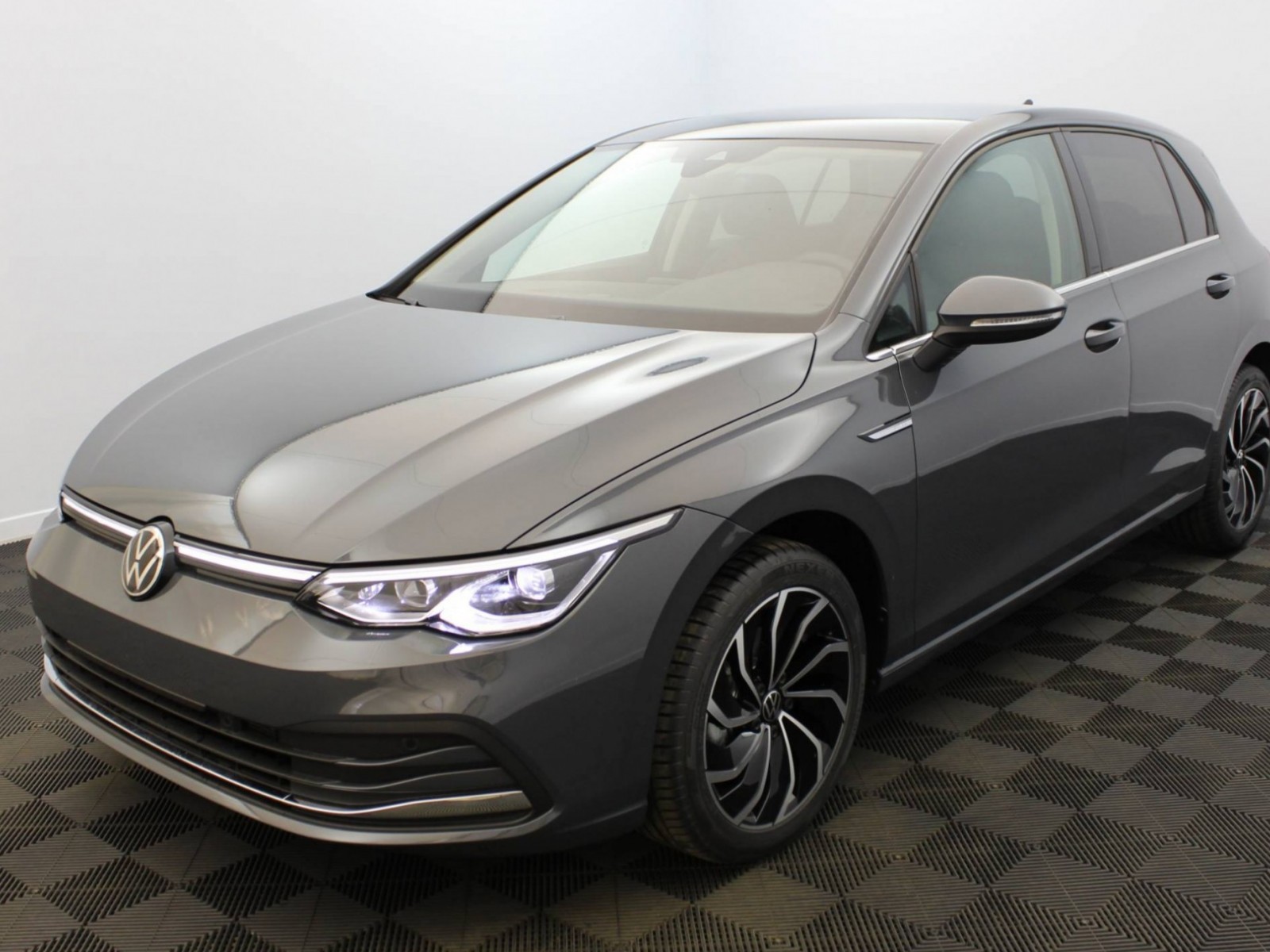 VOLKSWAGEN - GOLF - #174409 - 15