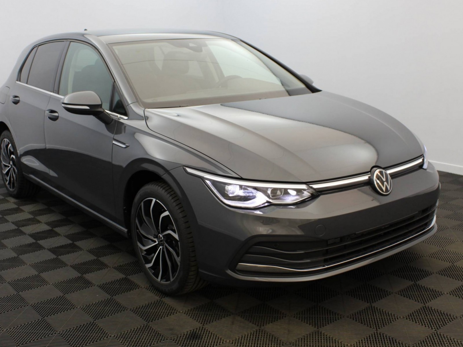 VOLKSWAGEN - GOLF - #174409 - 16
