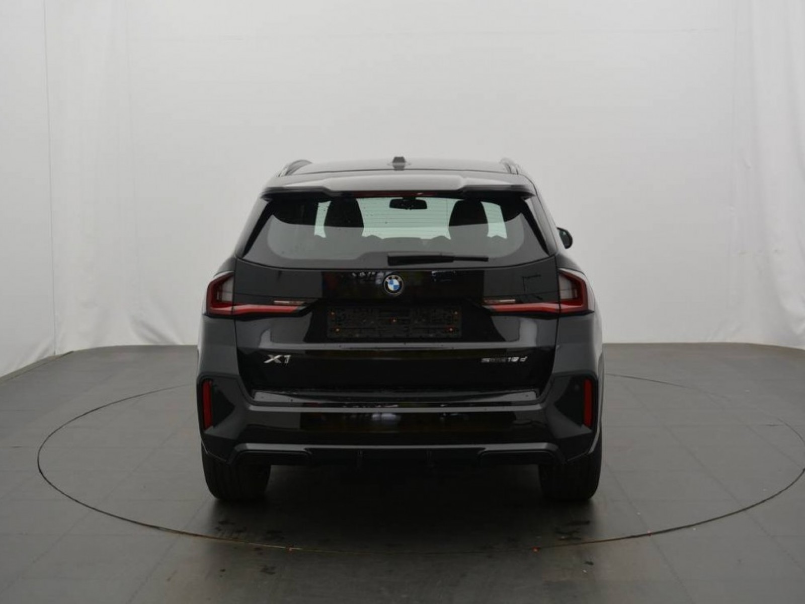 BMW - X1 U11 - #185082 - 5