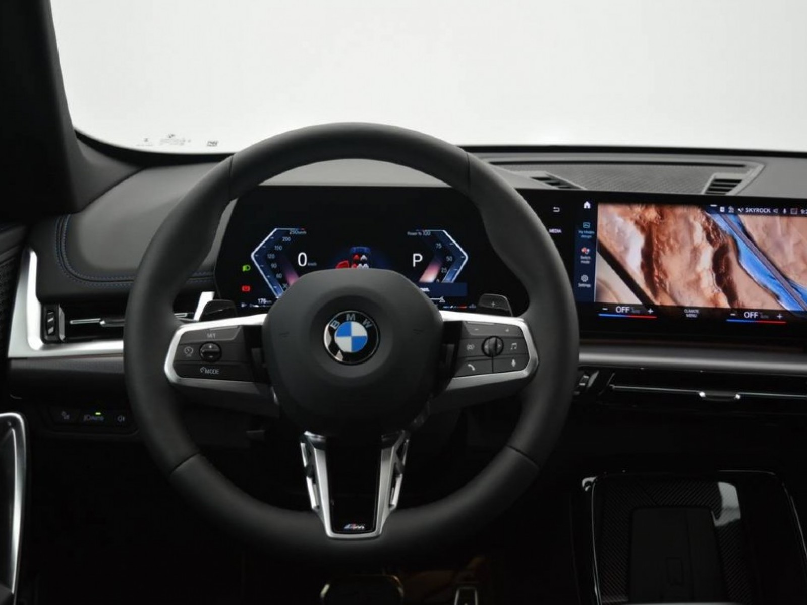 BMW - X1 U11 - #185082 - 9
