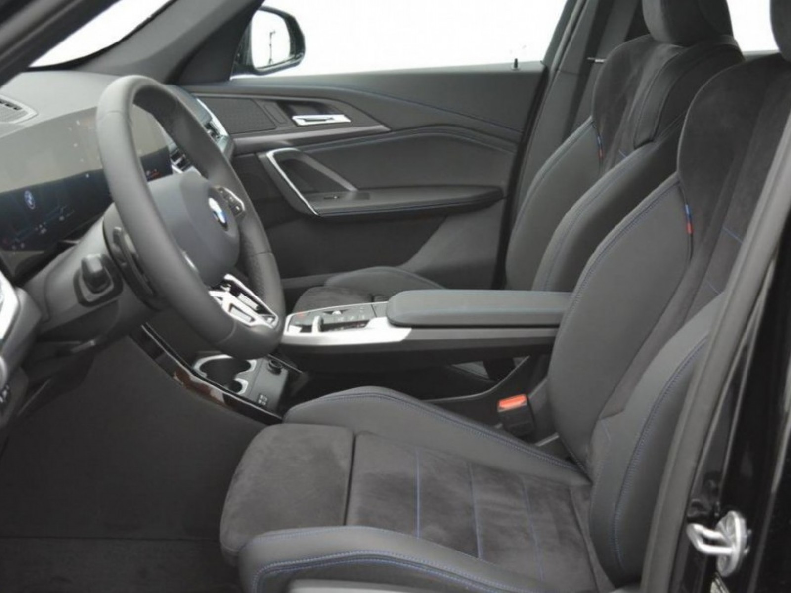 BMW - X1 U11 - #185082 - 24