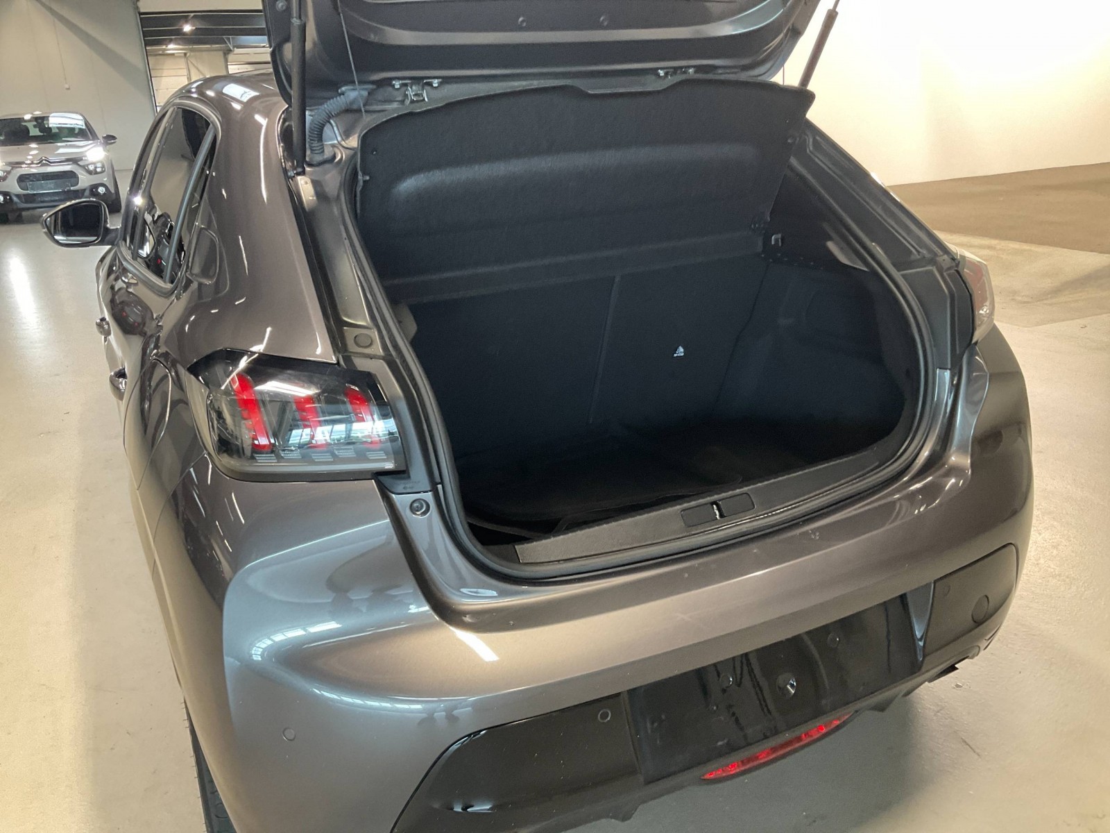 PEUGEOT - 208 - #185818 - 10