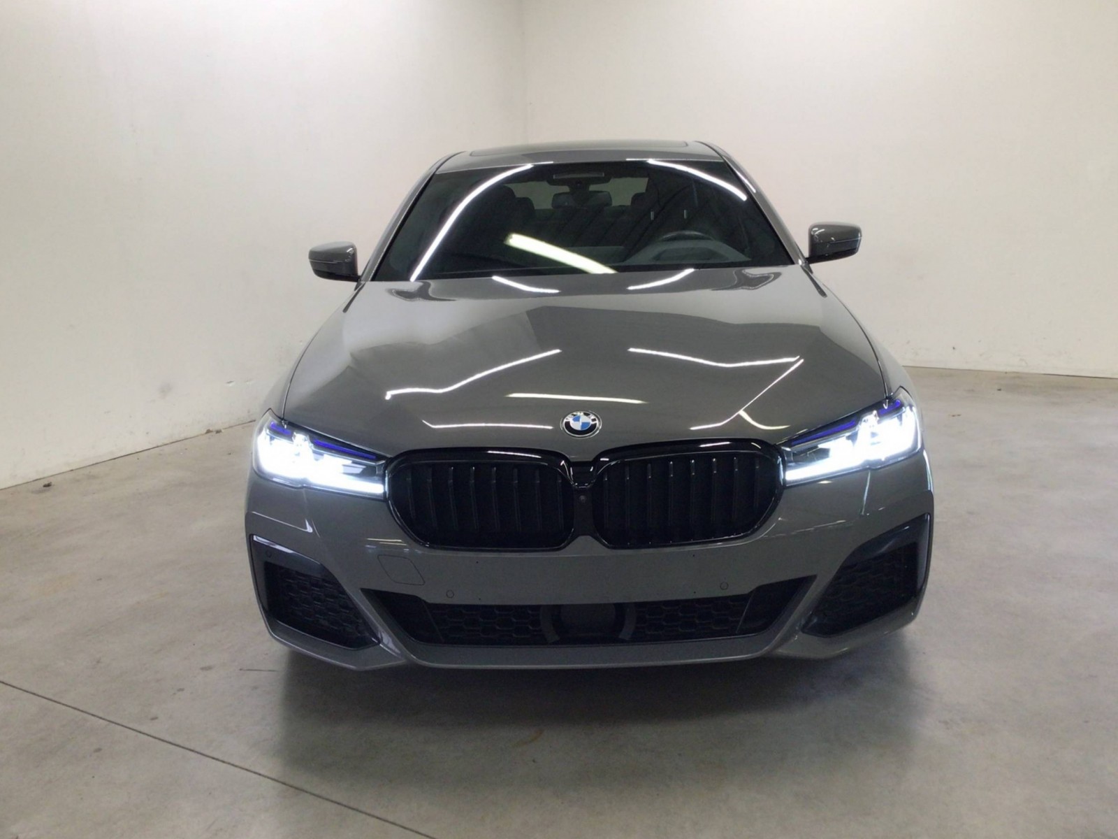 BMW - SERIE 5 G30 LCI - #185725 - 25