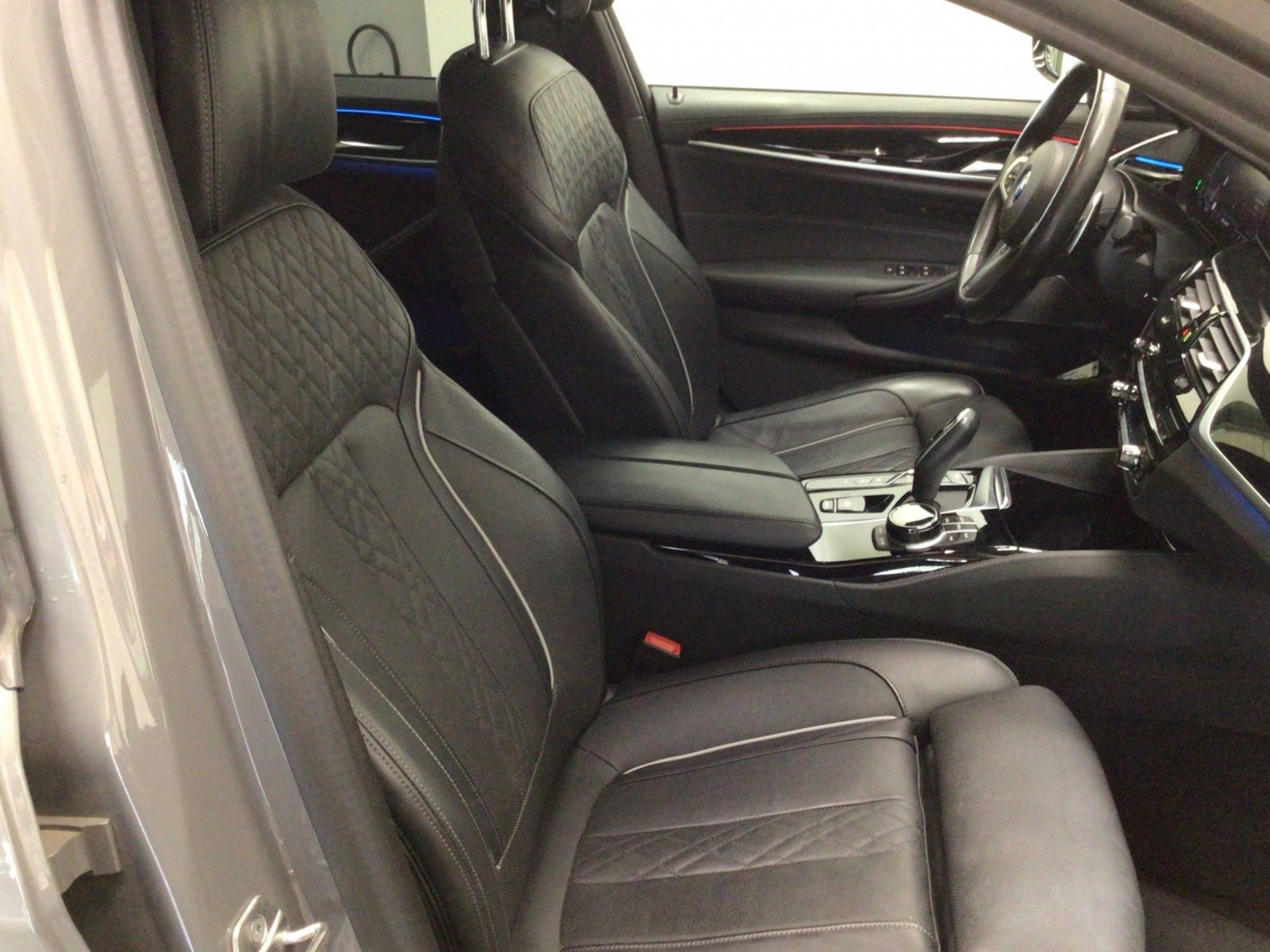 BMW - SERIE 5 G30 LCI - #185725 - 28