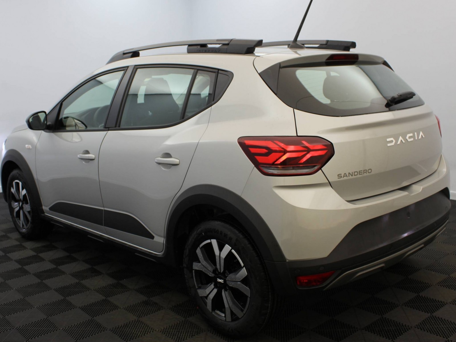 DACIA - SANDERO - #183759 - 2