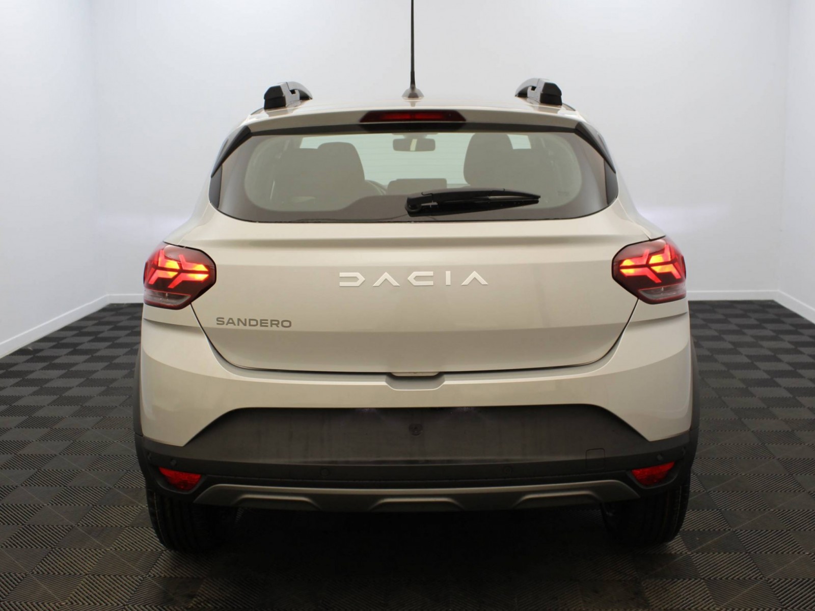 DACIA - SANDERO - #183759 - 5