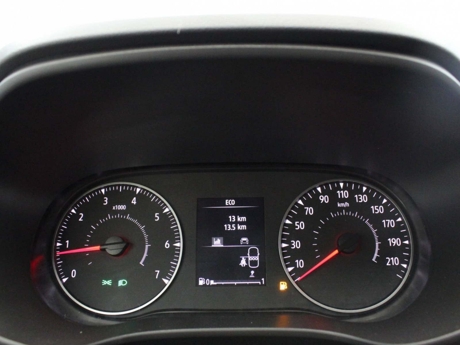 DACIA - SANDERO - #183761 - 28