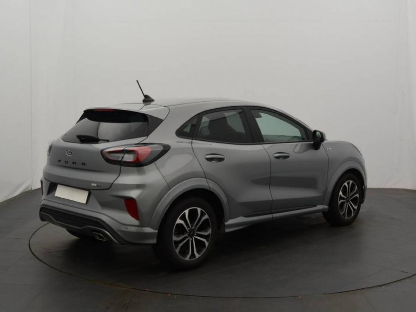 FORD - PUMA - #183900 - 18