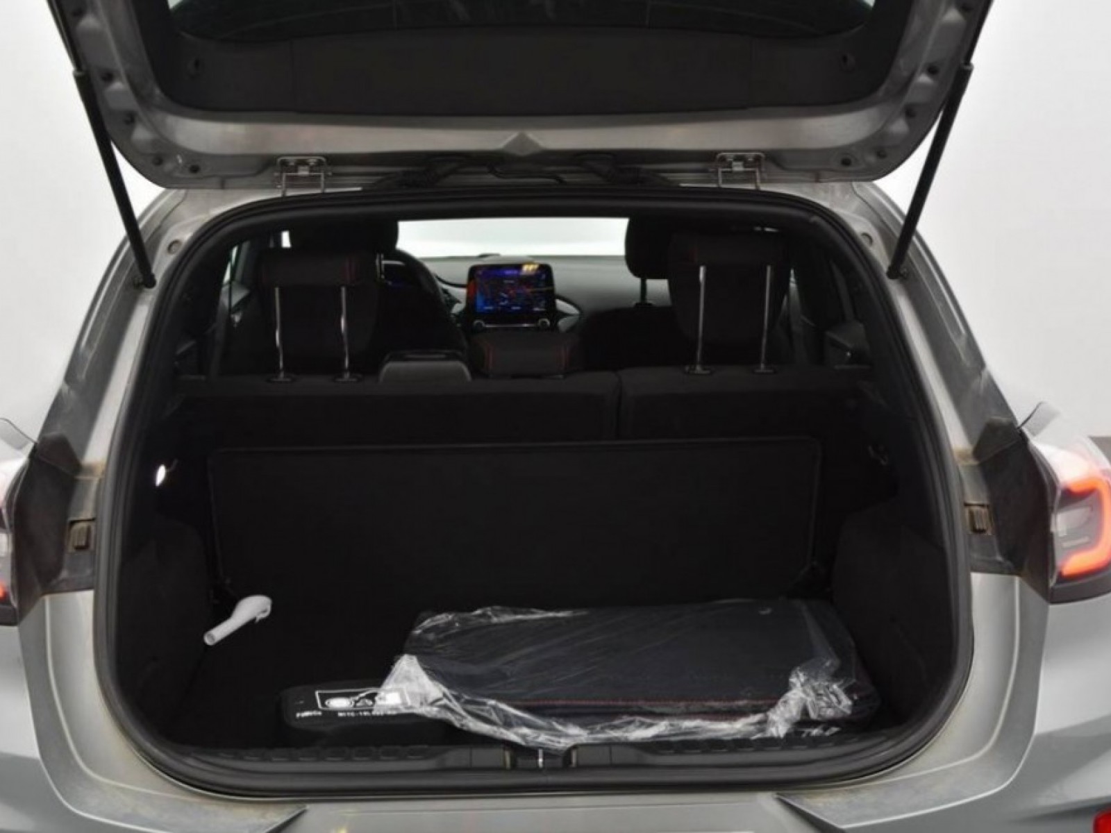 FORD - PUMA - #183900 - 29