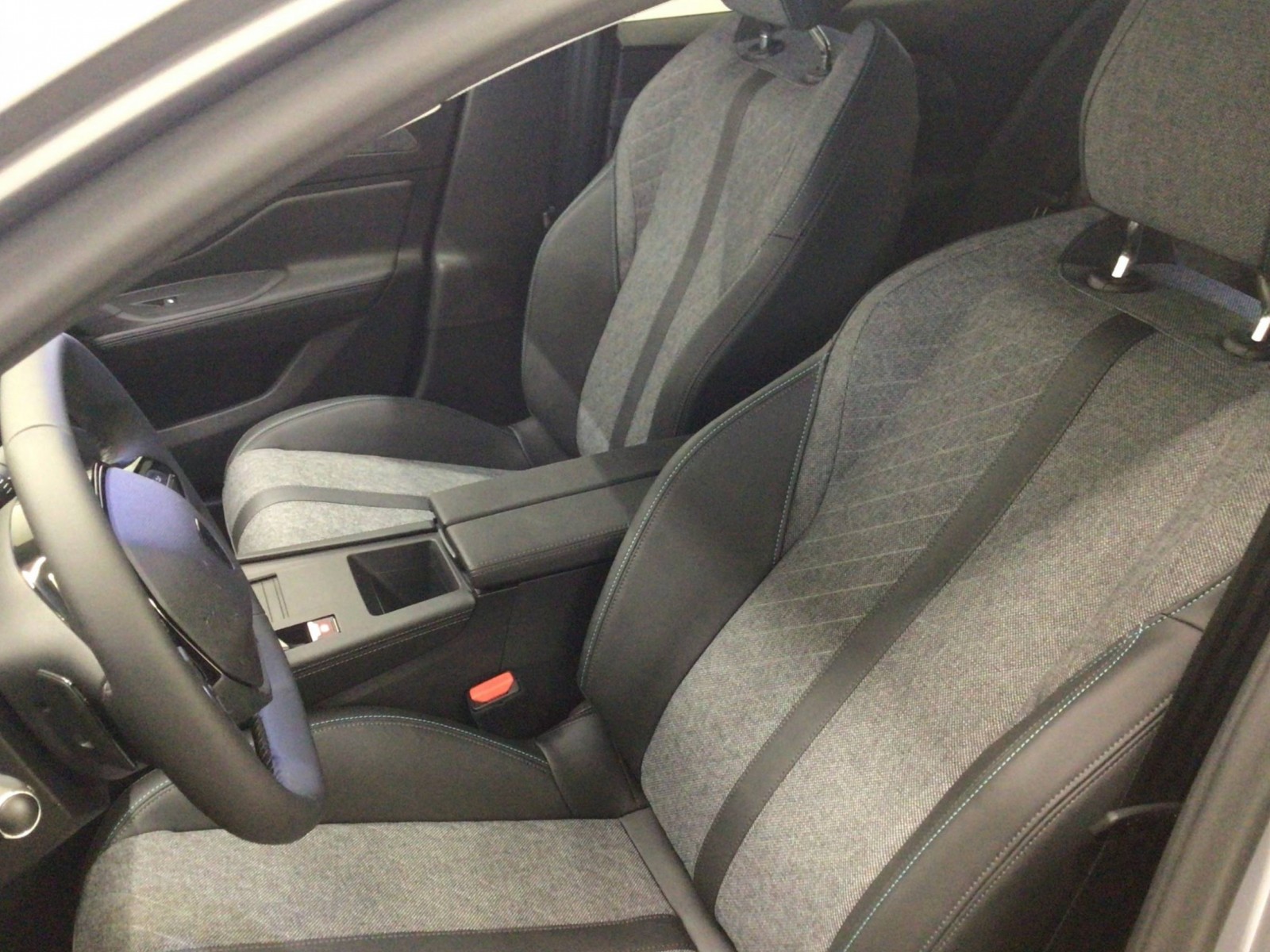 PEUGEOT - 408 - #184264 - 22
