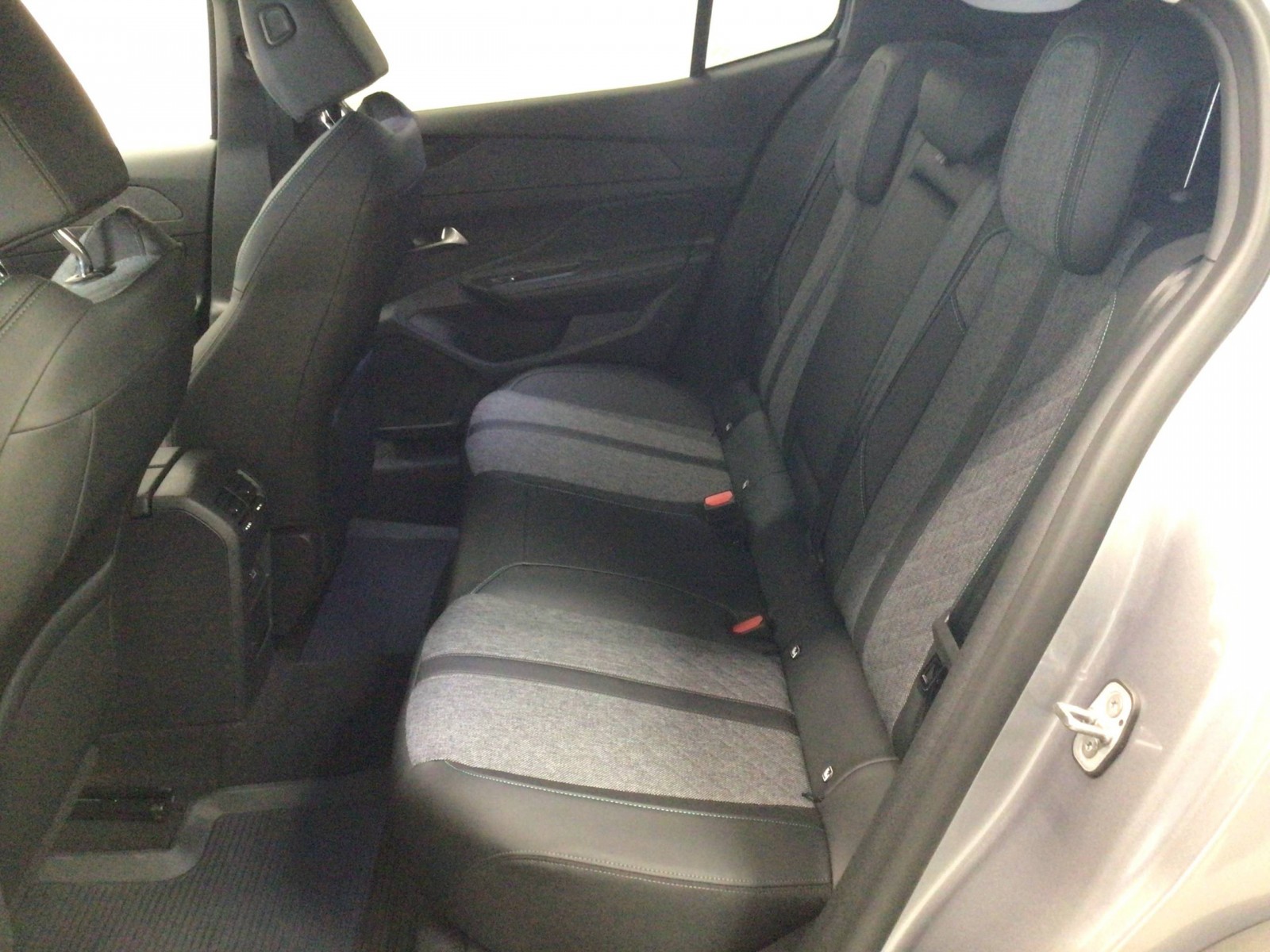PEUGEOT - 408 - #184264 - 8
