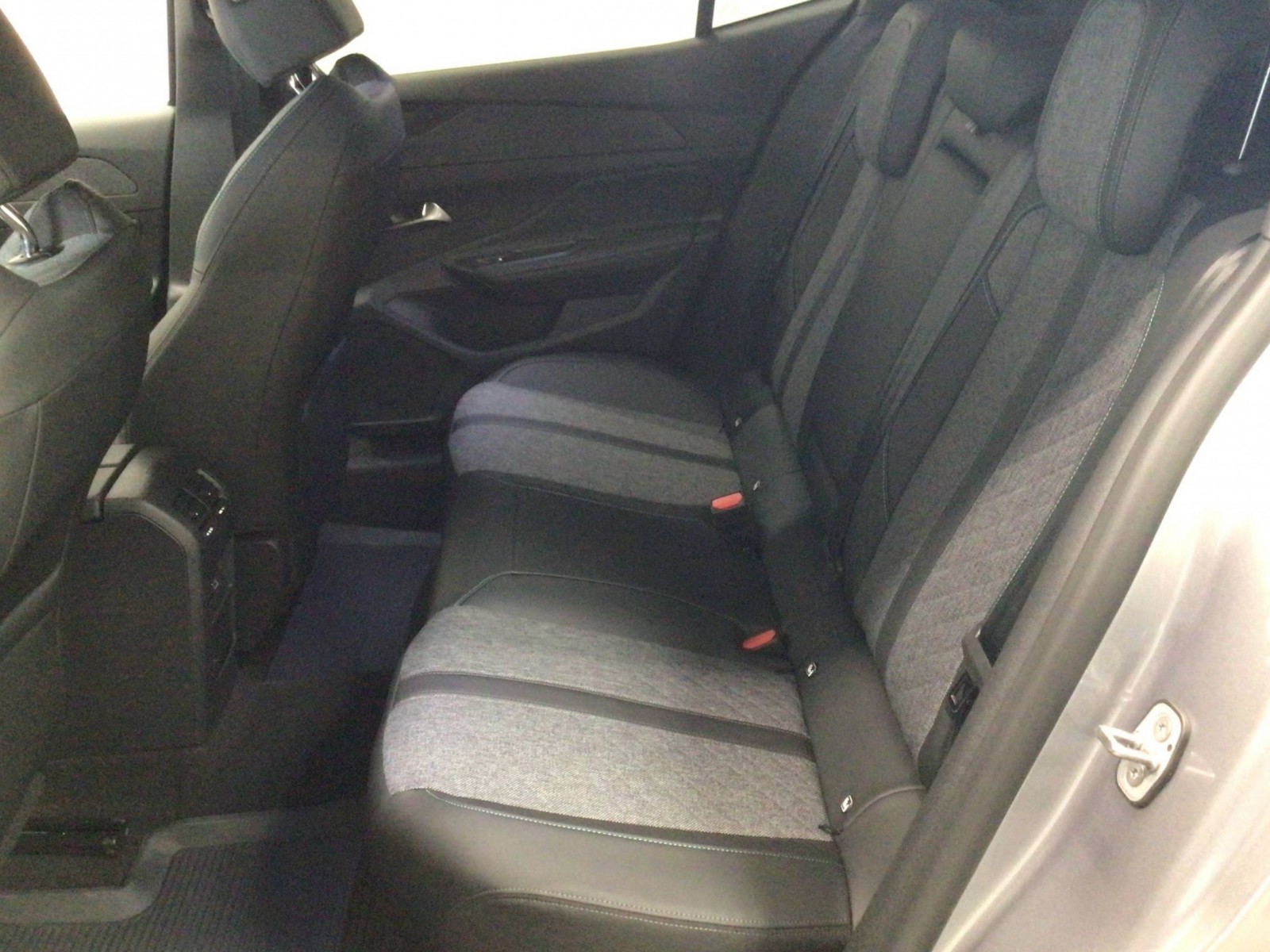 PEUGEOT - 408 - #184264 - 23