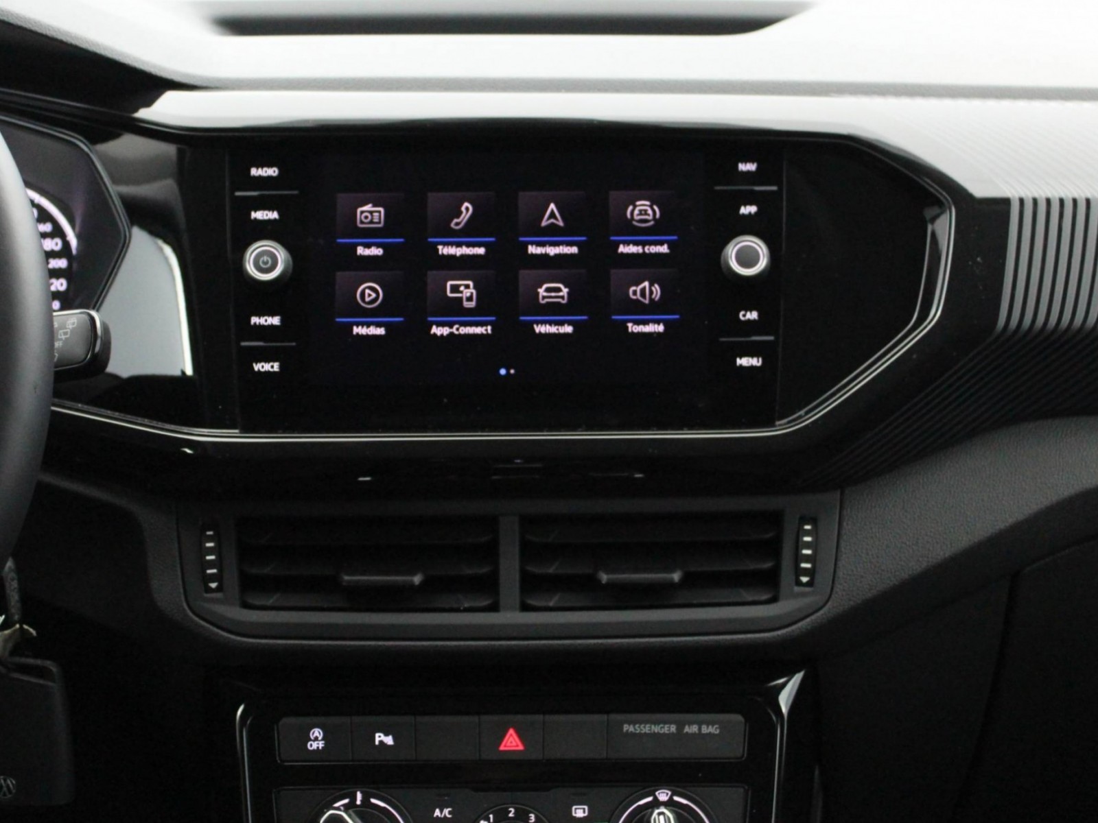 VOLKSWAGEN - T-CROSS - #185960 - 8