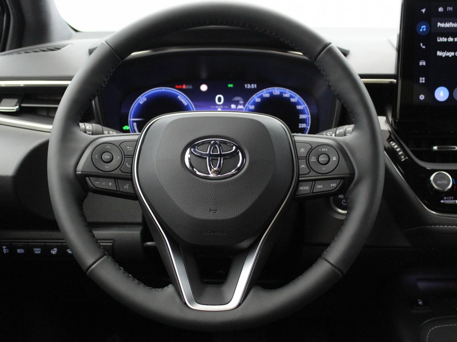 TOYOTA - COROLLA HYBRIDE NOUVELLE - #185764 - 10