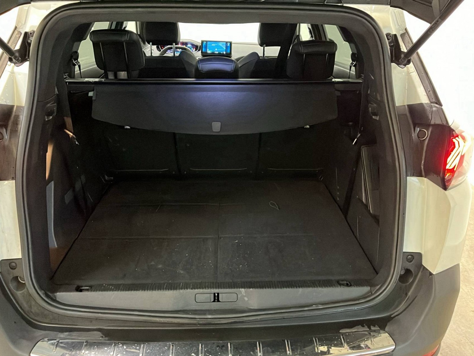 PEUGEOT - 5008 - #217817 - 13