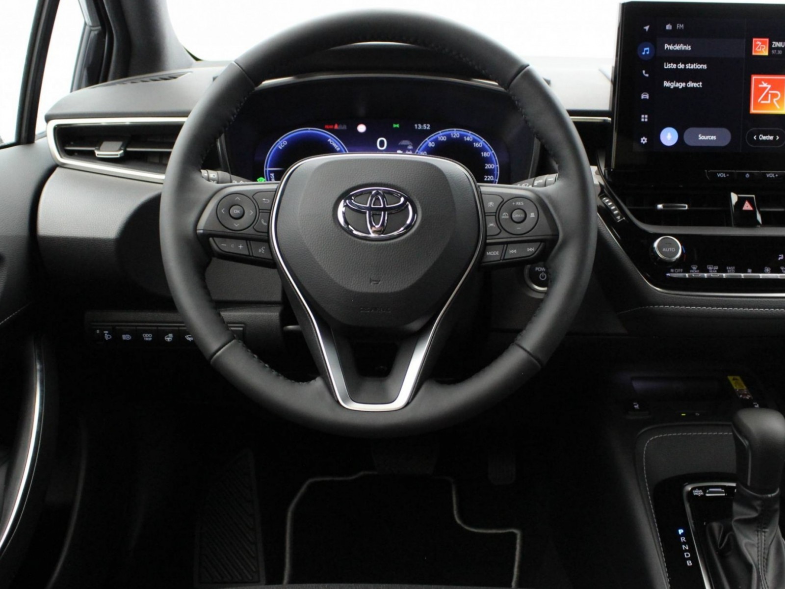 TOYOTA - COROLLA HYBRIDE - #185762 - 23