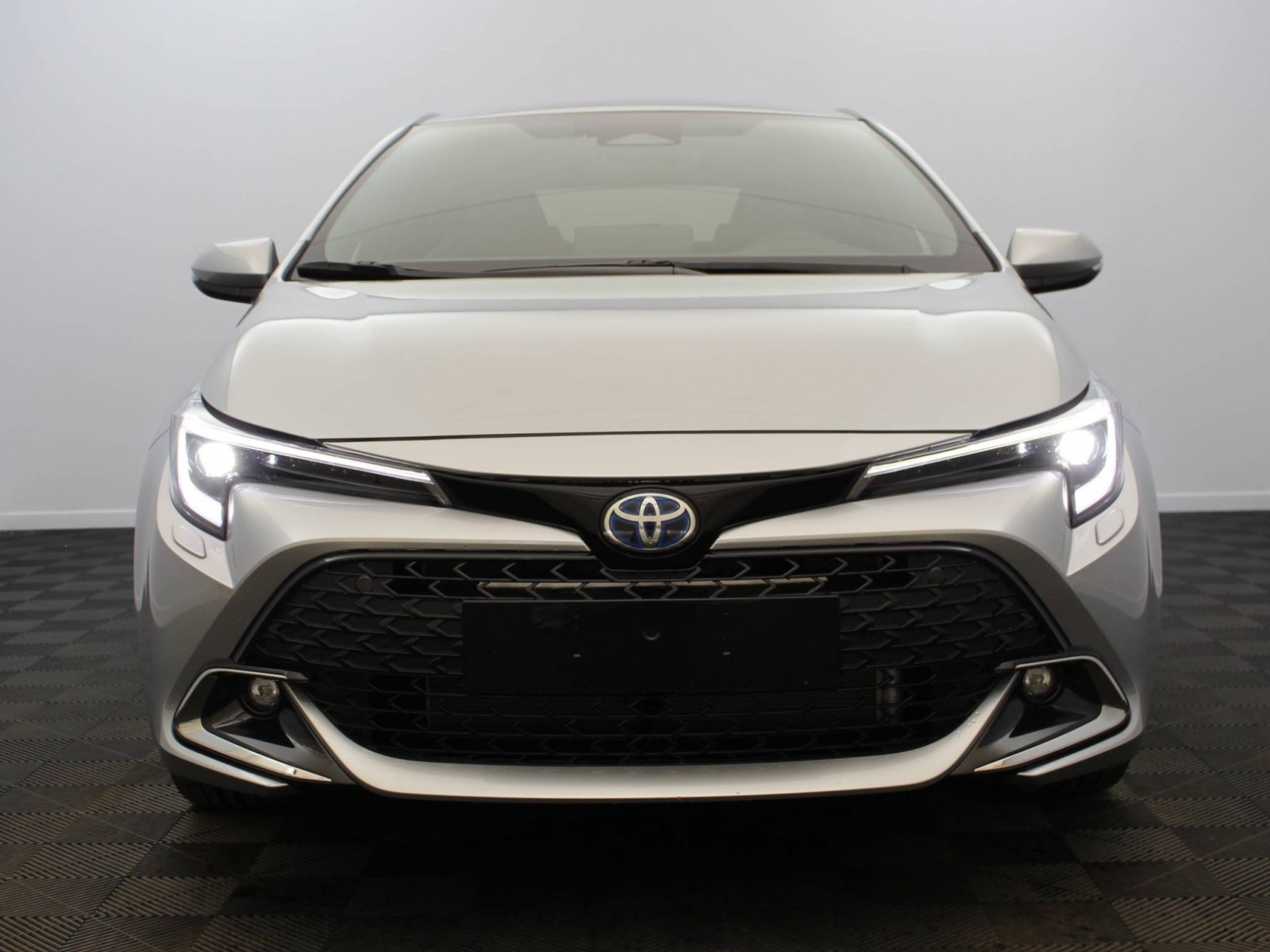 TOYOTA - COROLLA HYBRIDE NOUVELLE - #185770 - 4