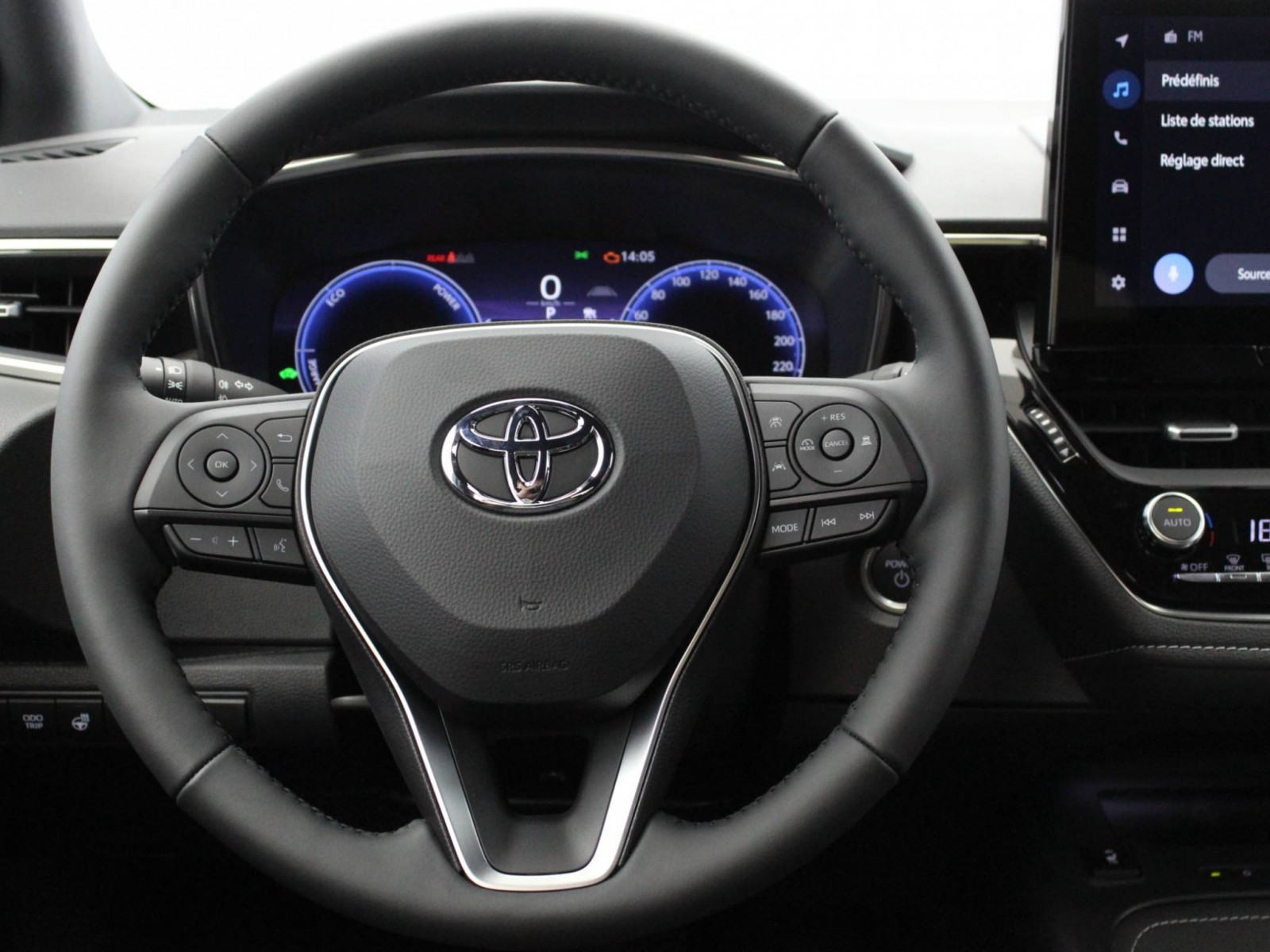TOYOTA - COROLLA HYBRIDE NOUVELLE - #185770 - 10