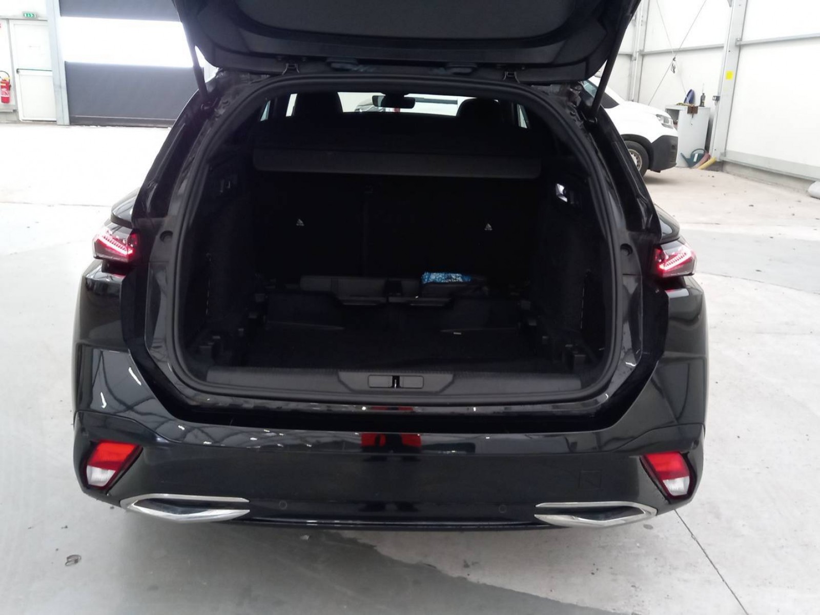 PEUGEOT - 308 SW - #200842 - 12