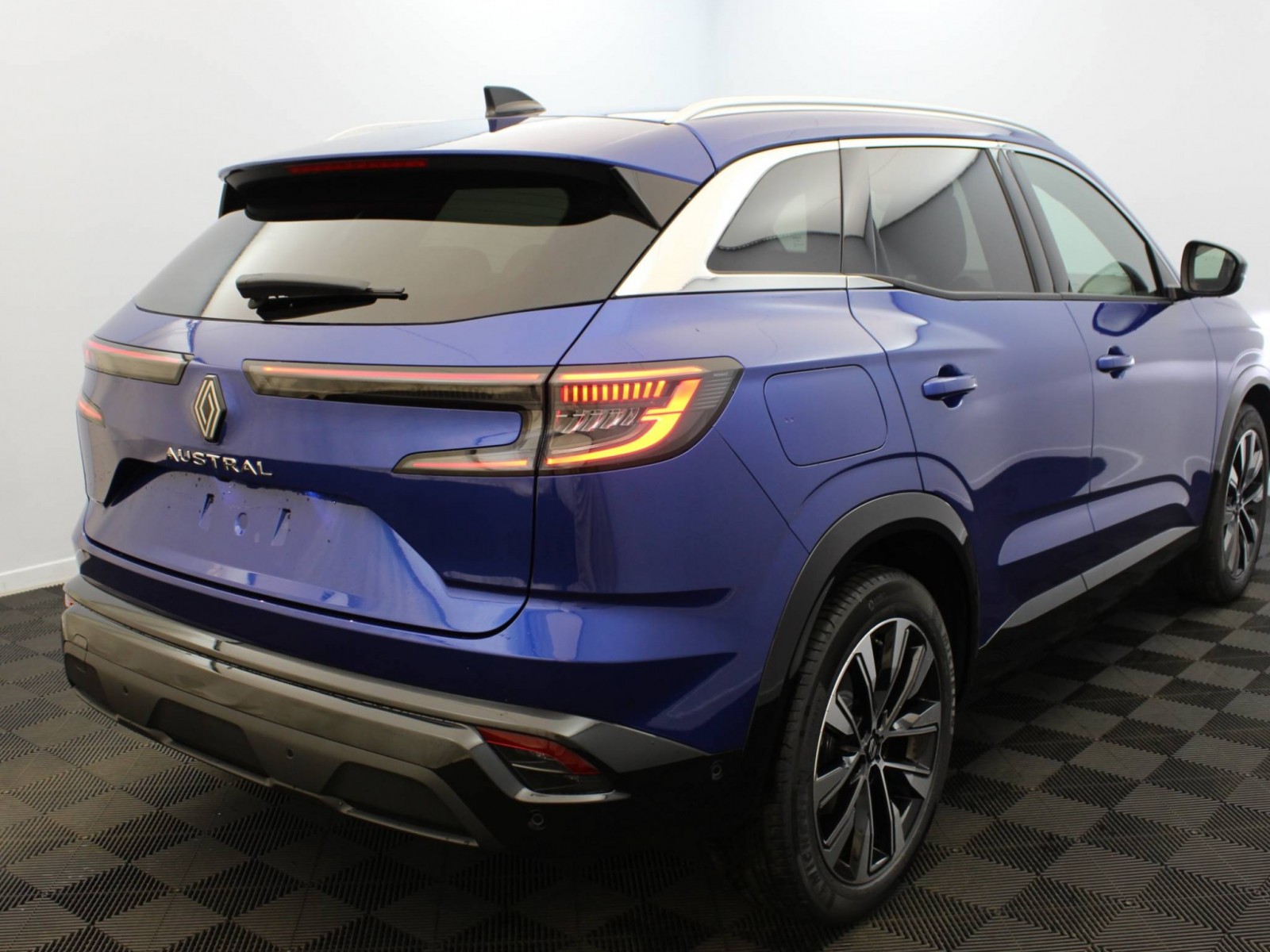 RENAULT - AUSTRAL - #185590 - 18