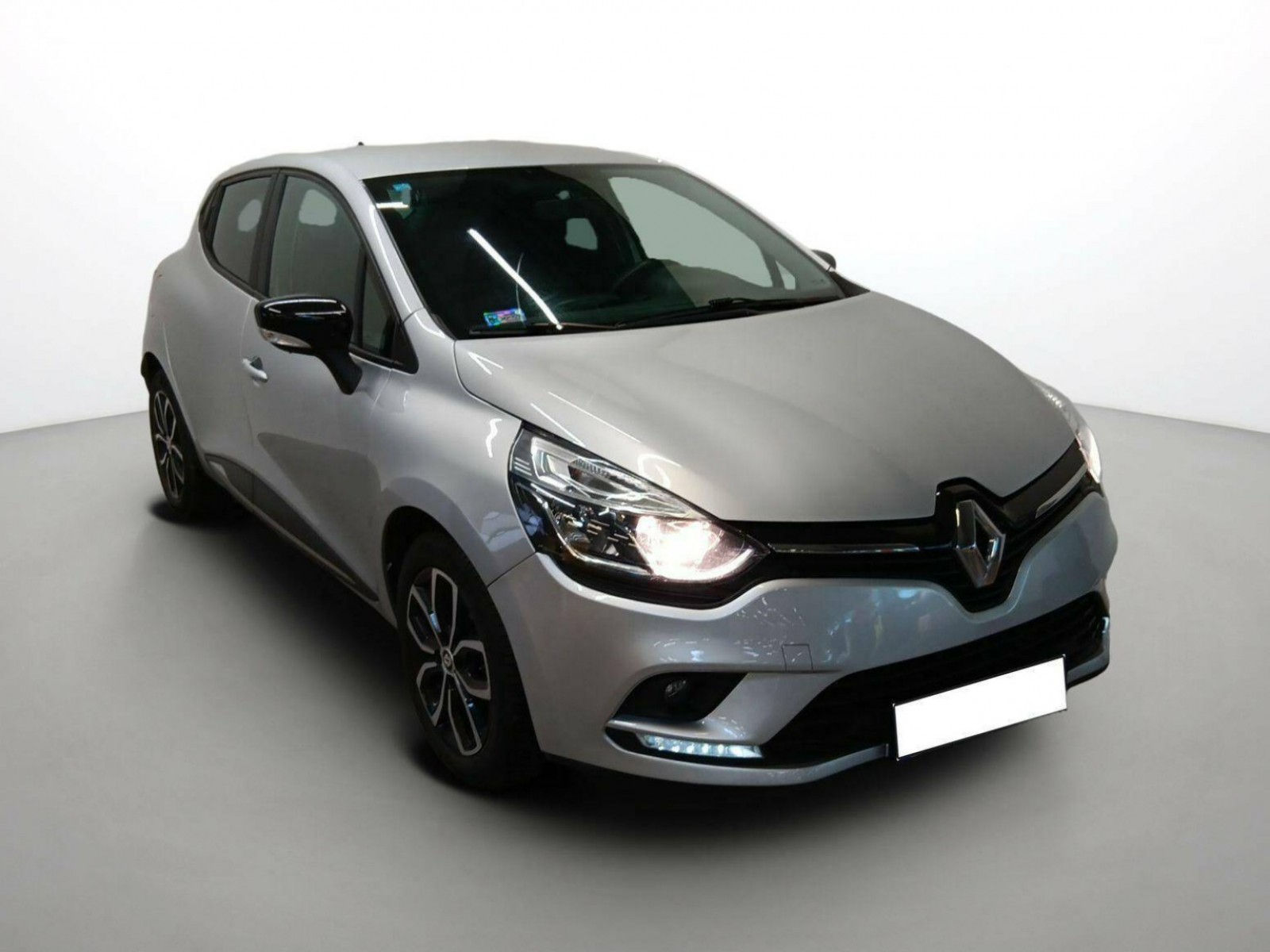 RENAULT - CLIO IV - #198296 - 17