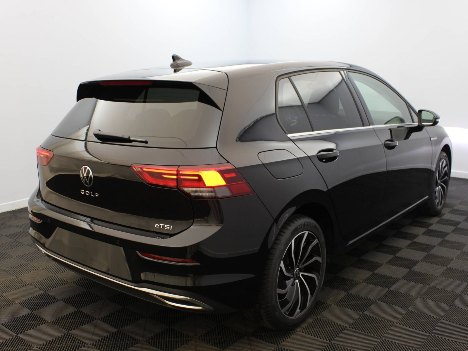 VOLKSWAGEN - GOLF - #178849 - 3