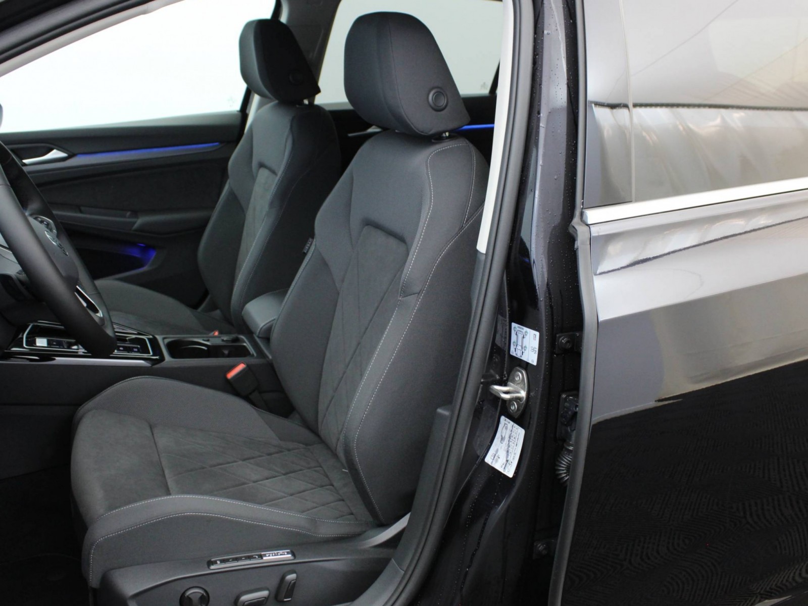 VOLKSWAGEN - GOLF - #178849 - 22