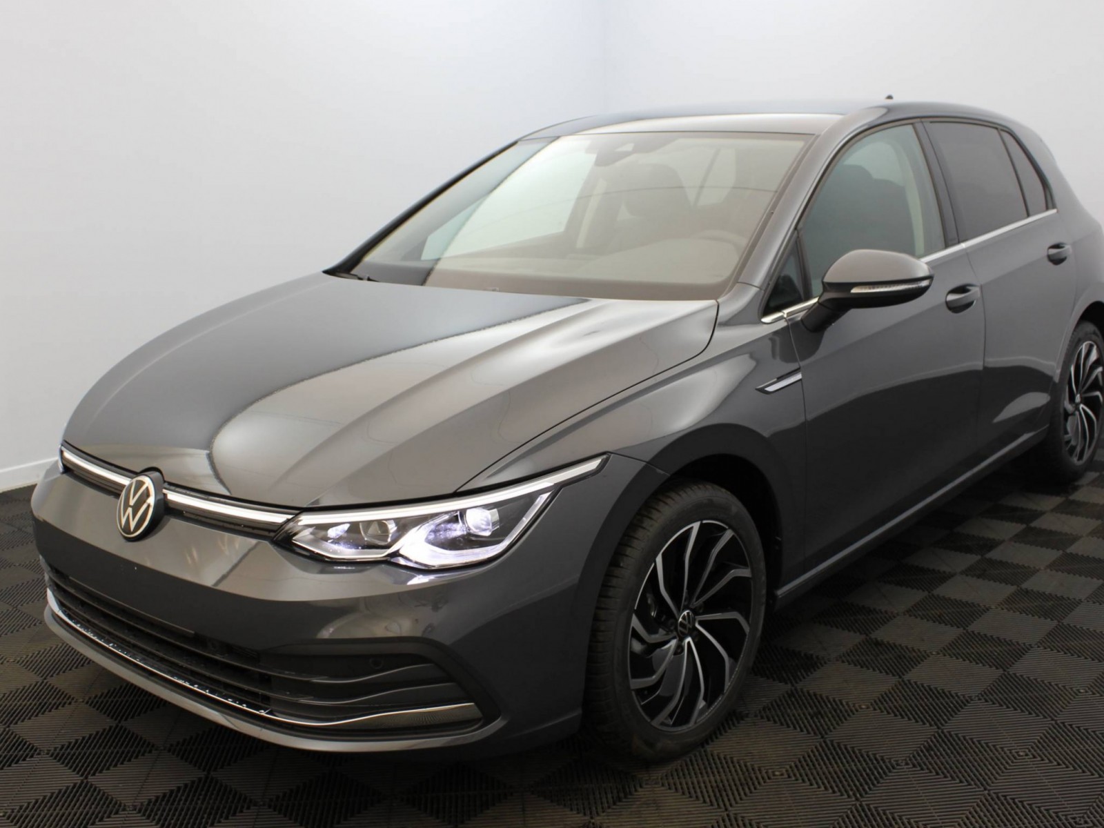 VOLKSWAGEN - GOLF - #174120 - 0