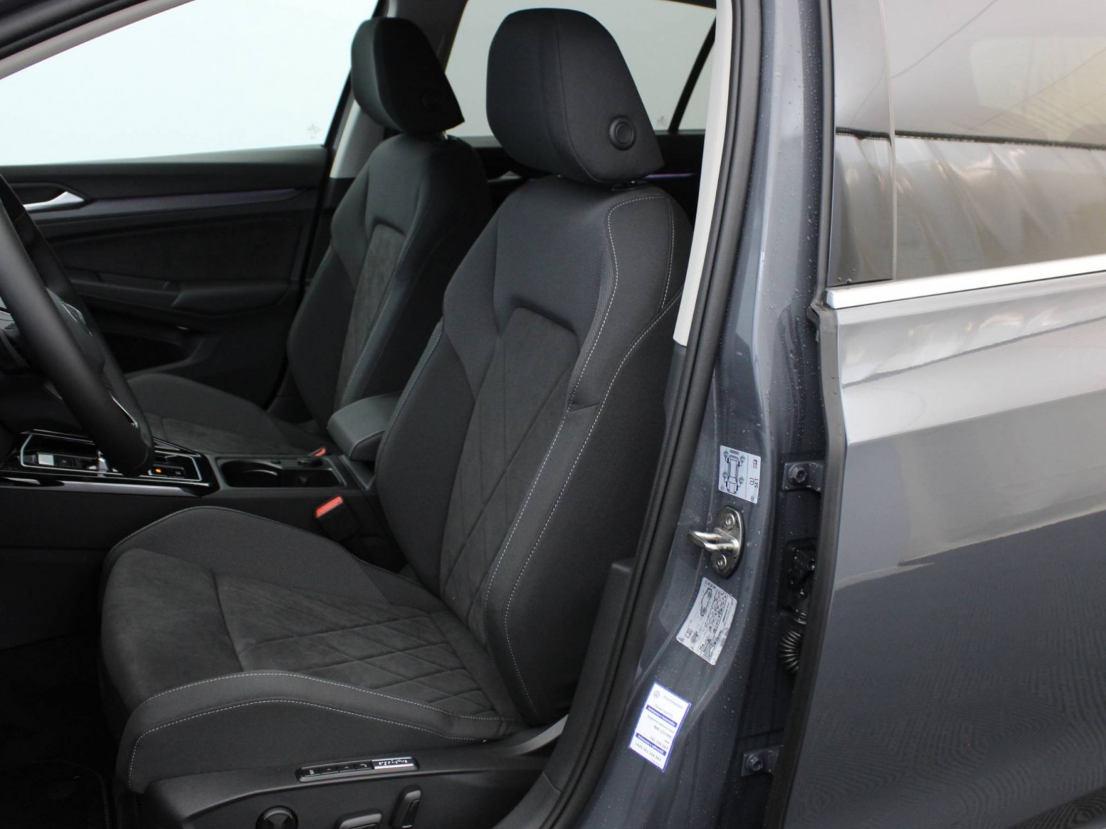 VOLKSWAGEN - GOLF - #174120 - 7