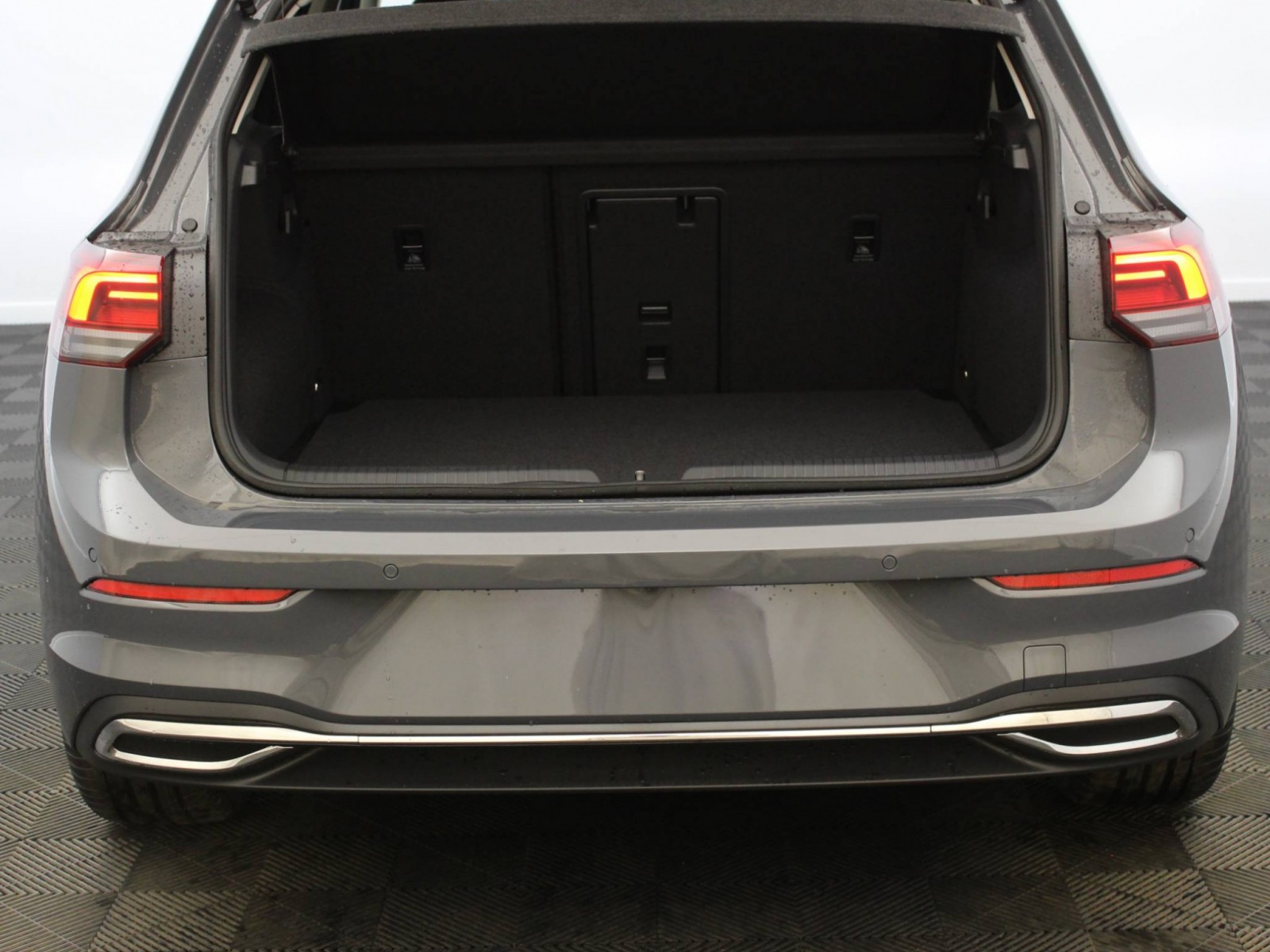 VOLKSWAGEN - GOLF - #174120 - 13